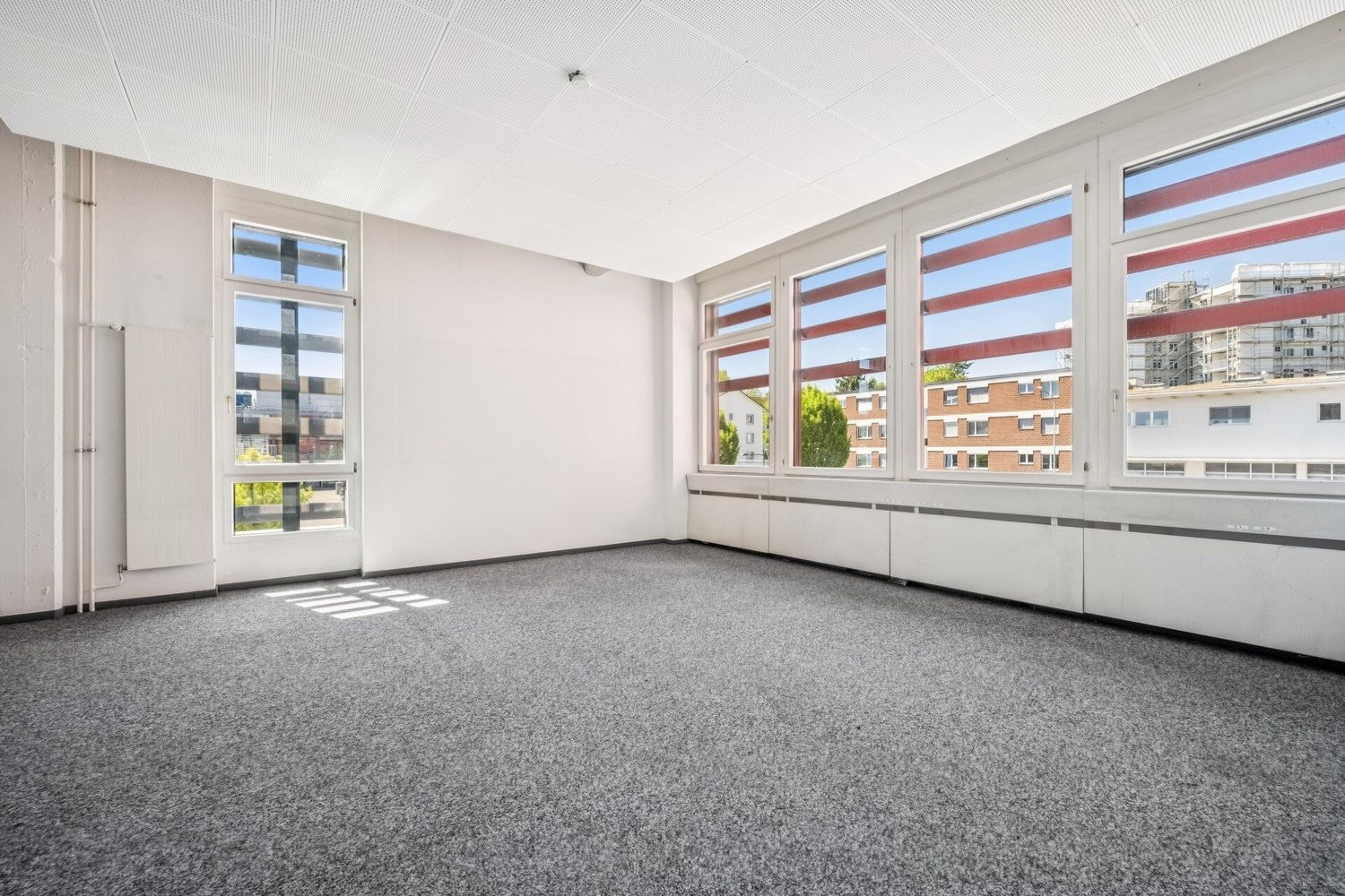 338m² bureau