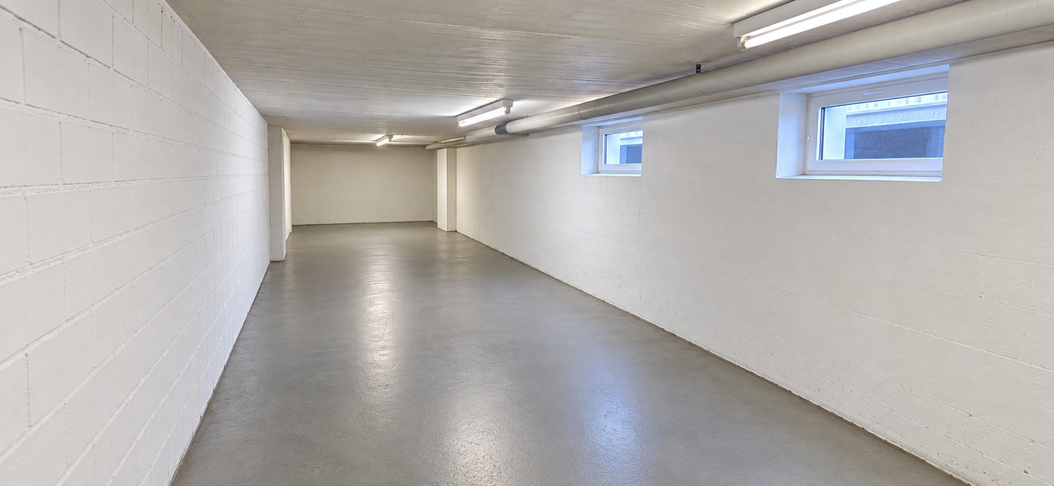 50m² commercial
