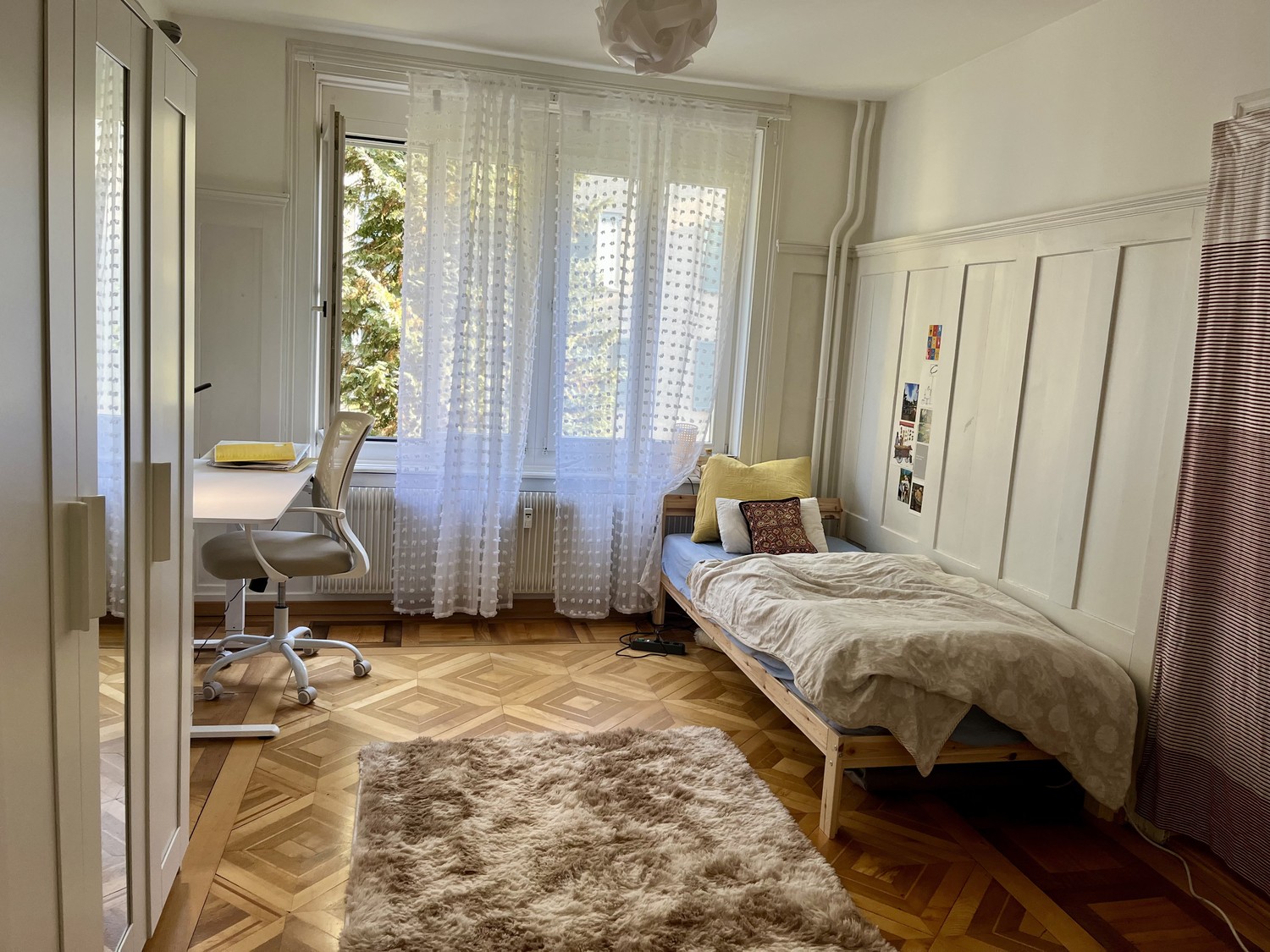 Chambre en colocation, photo 1 sur 8