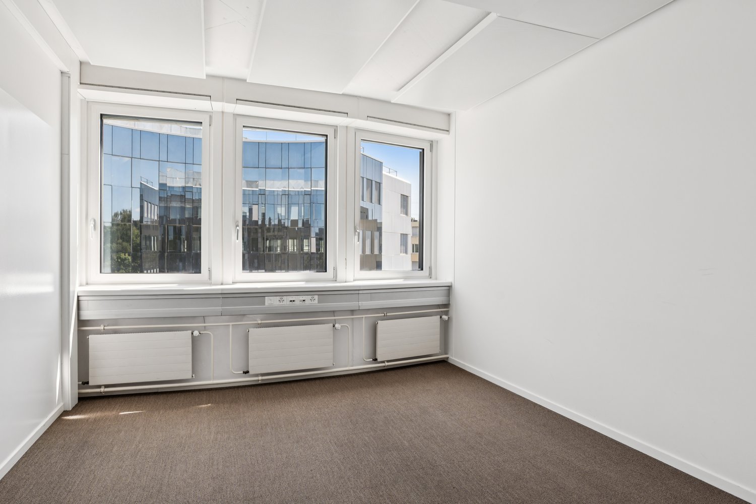 444m² bureau