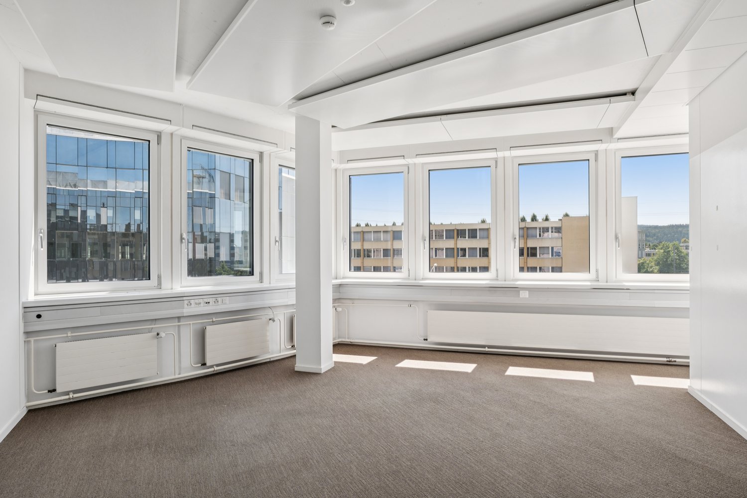 444m² bureau