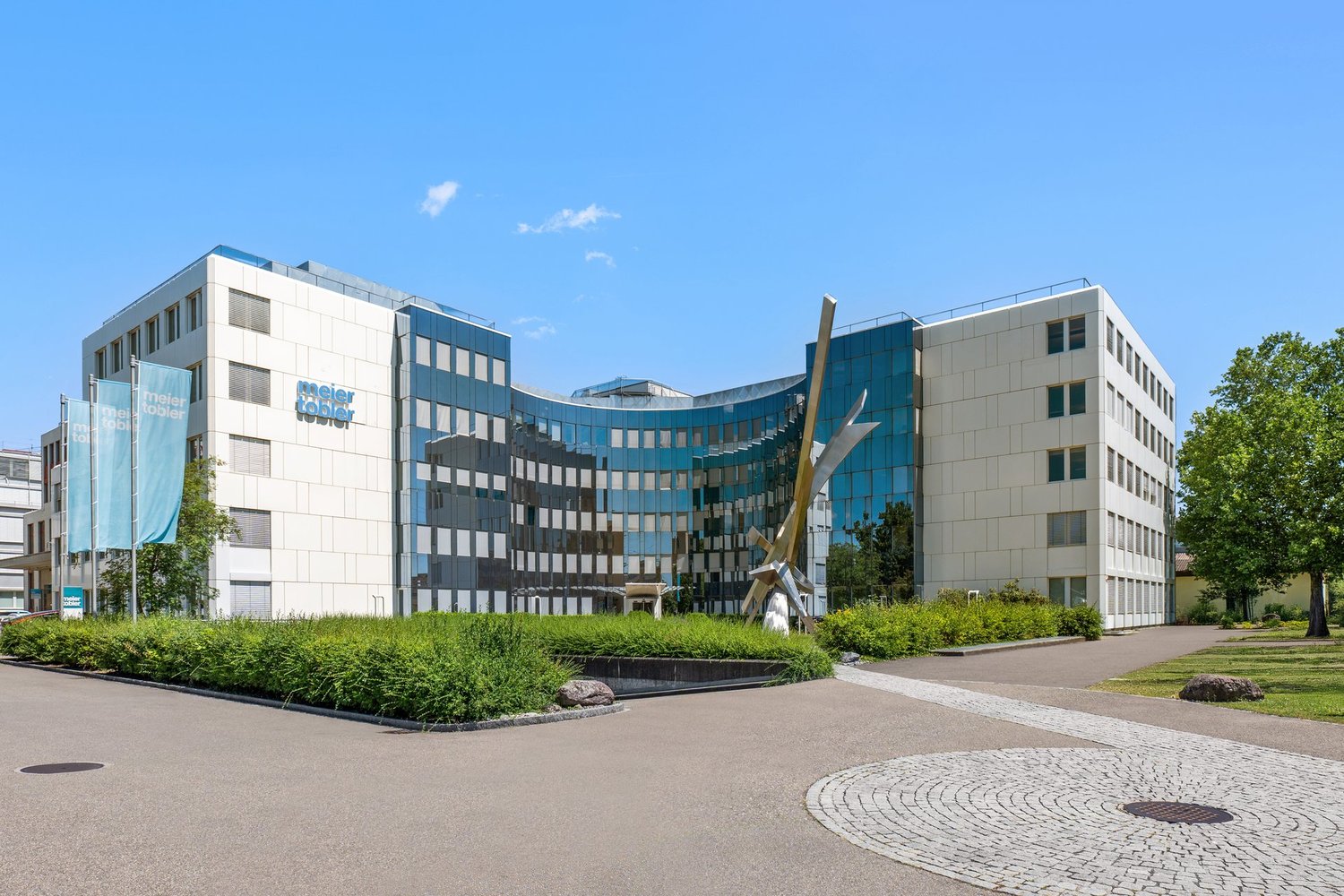 444m² bureau