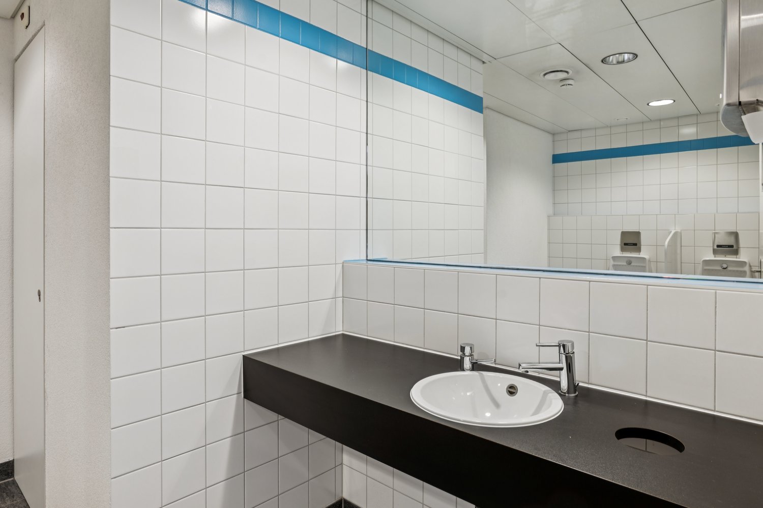 444m² bureau