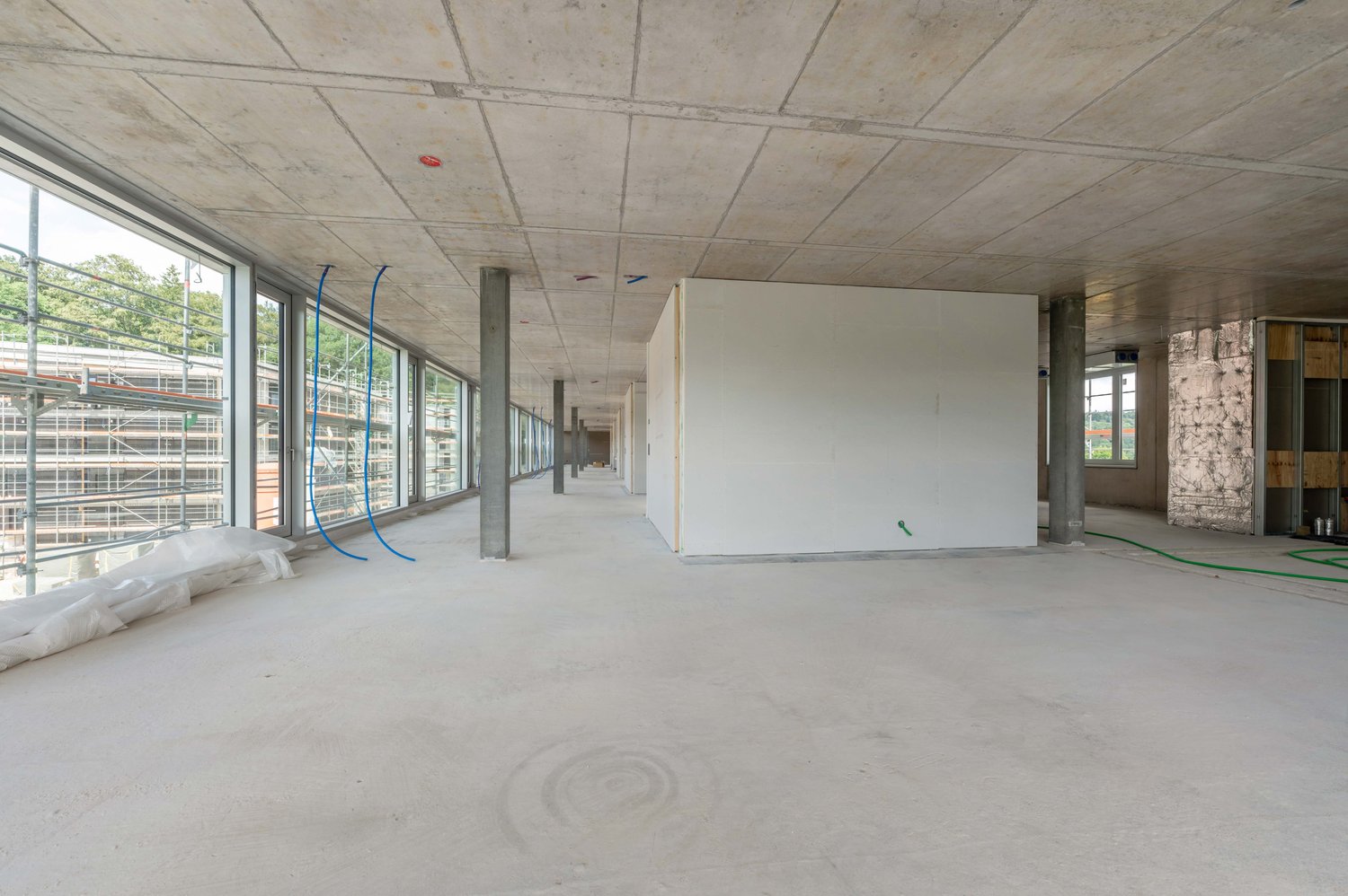 371m² bureau