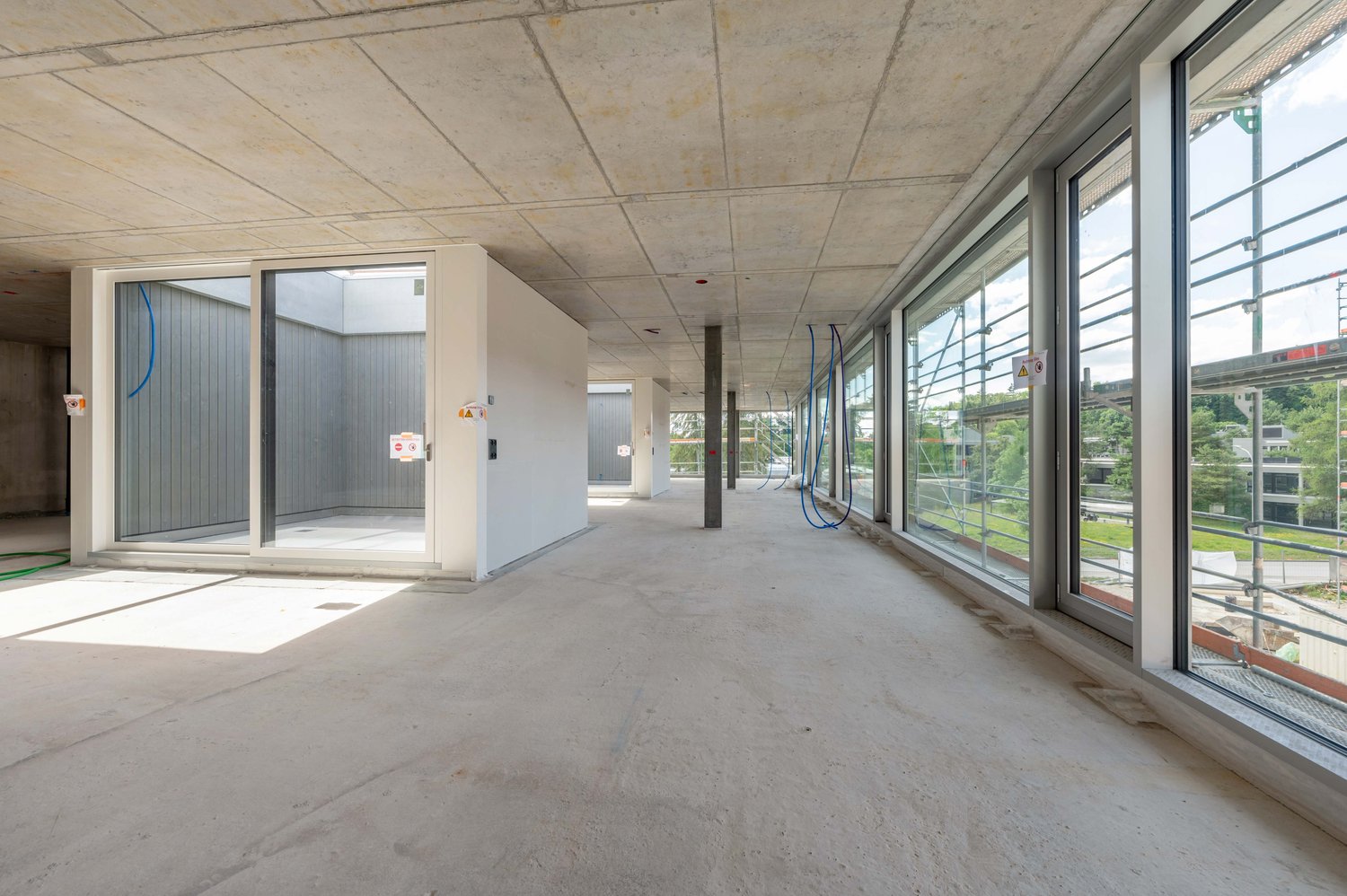 371m² bureau