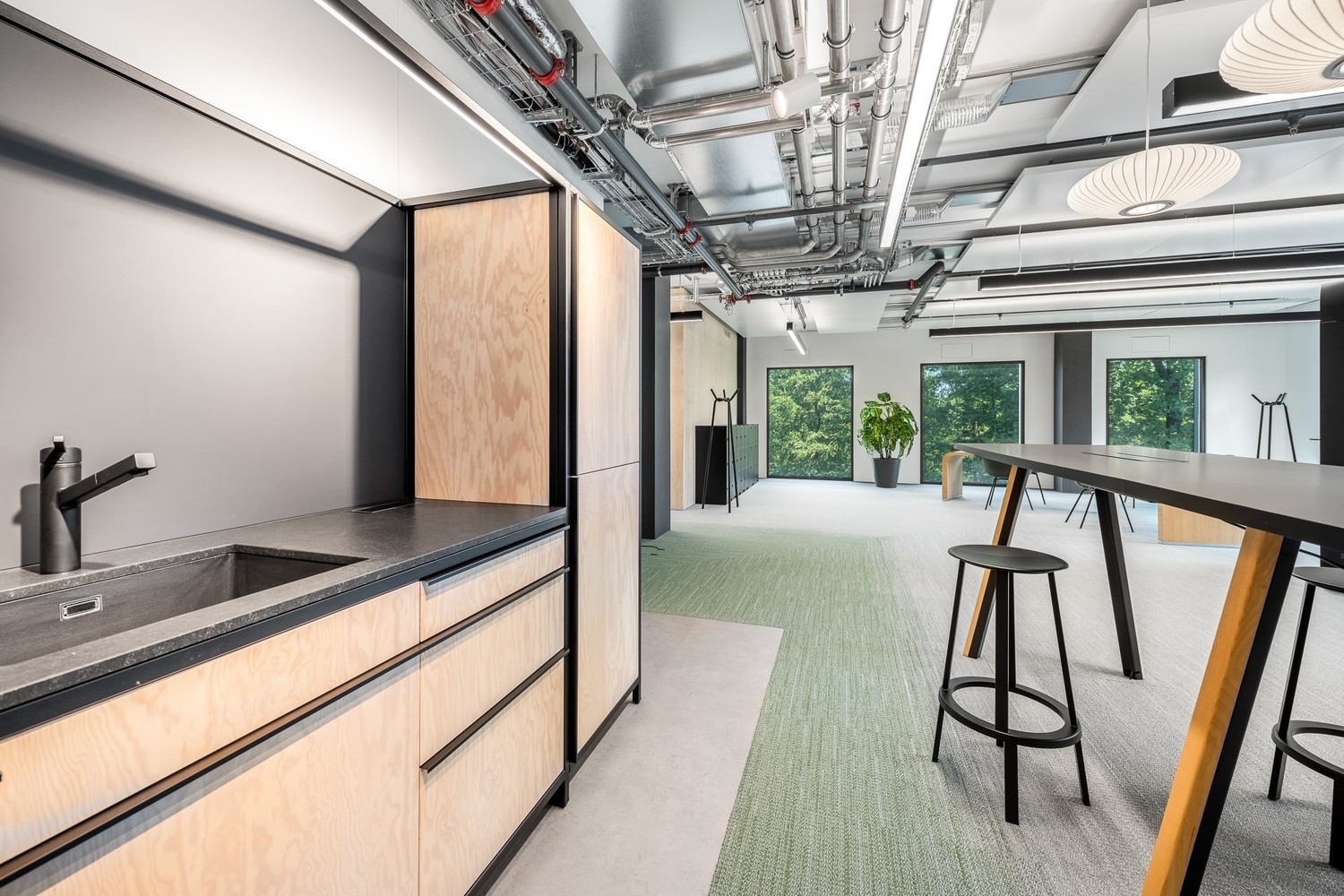 211m² bureau, photo 3 sur 10
