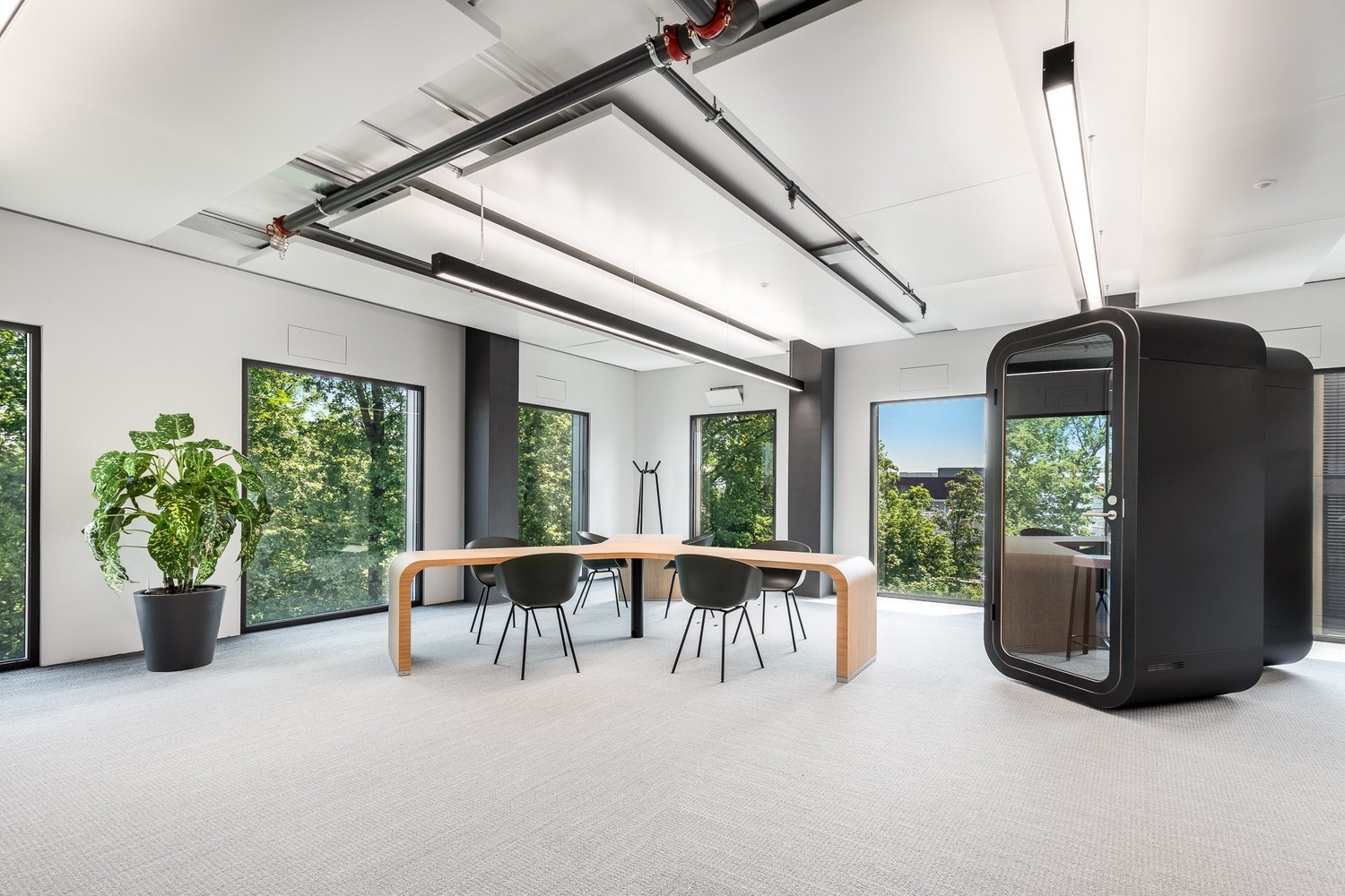 211m² bureau, photo 5 sur 10