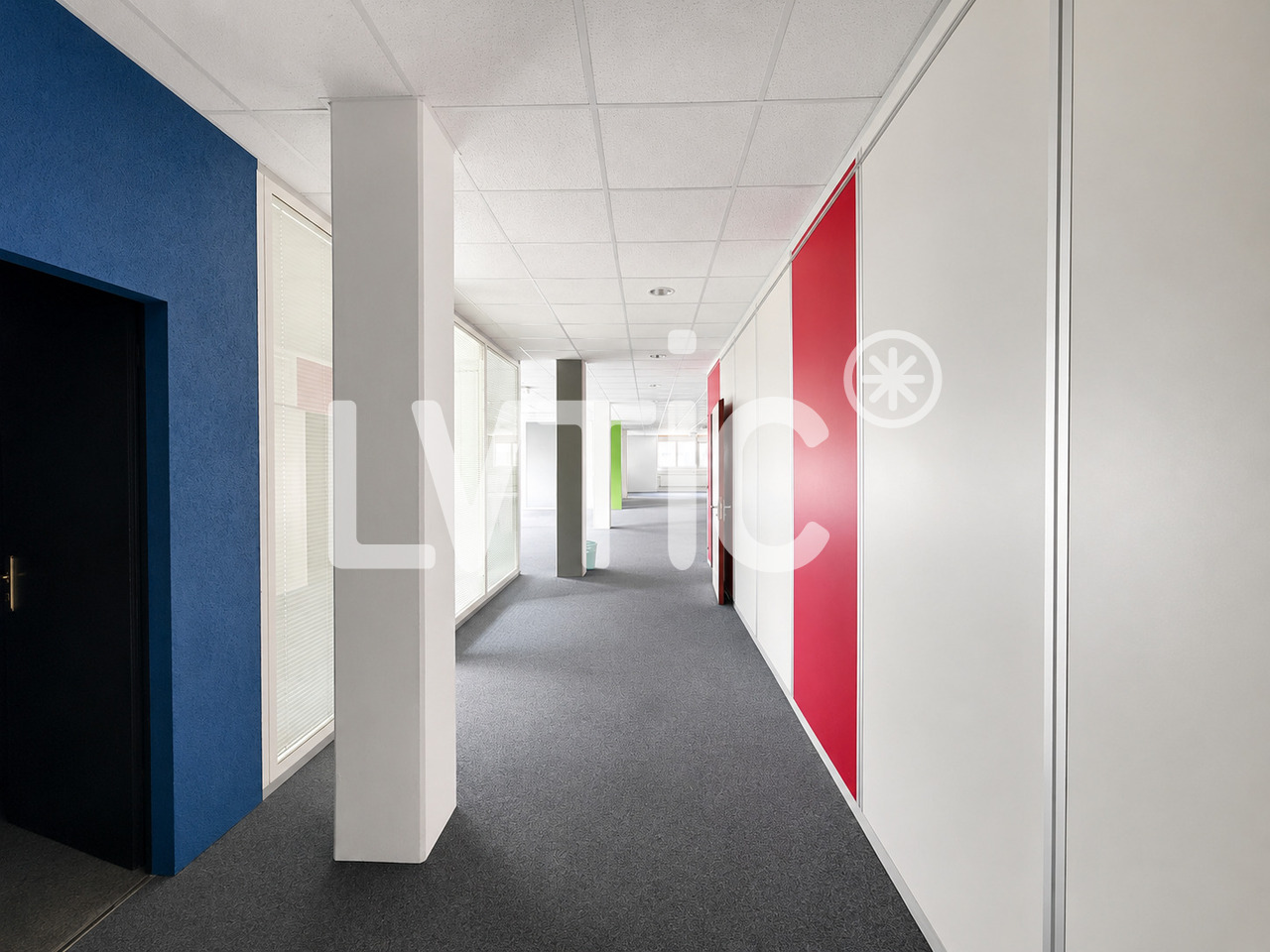750m² office