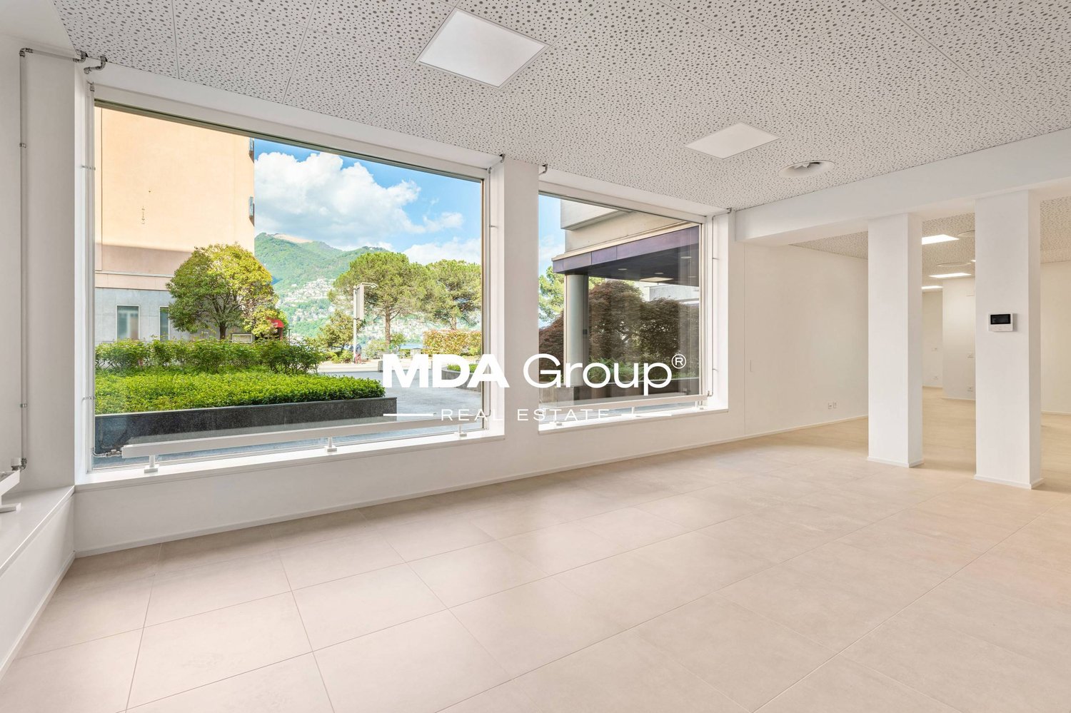 Magasin de 205m²