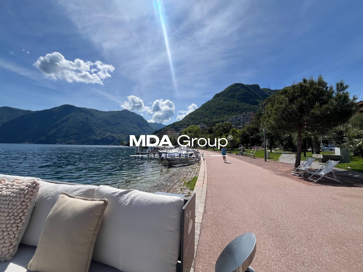 Magasin de 205m²