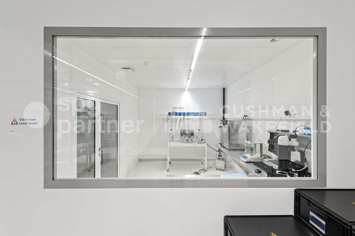 1600m² atelier, photo 8 sur 10