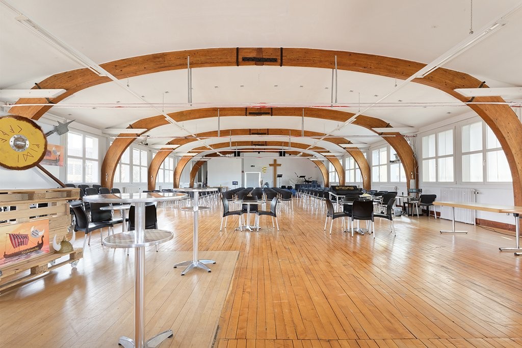 378m² commercial