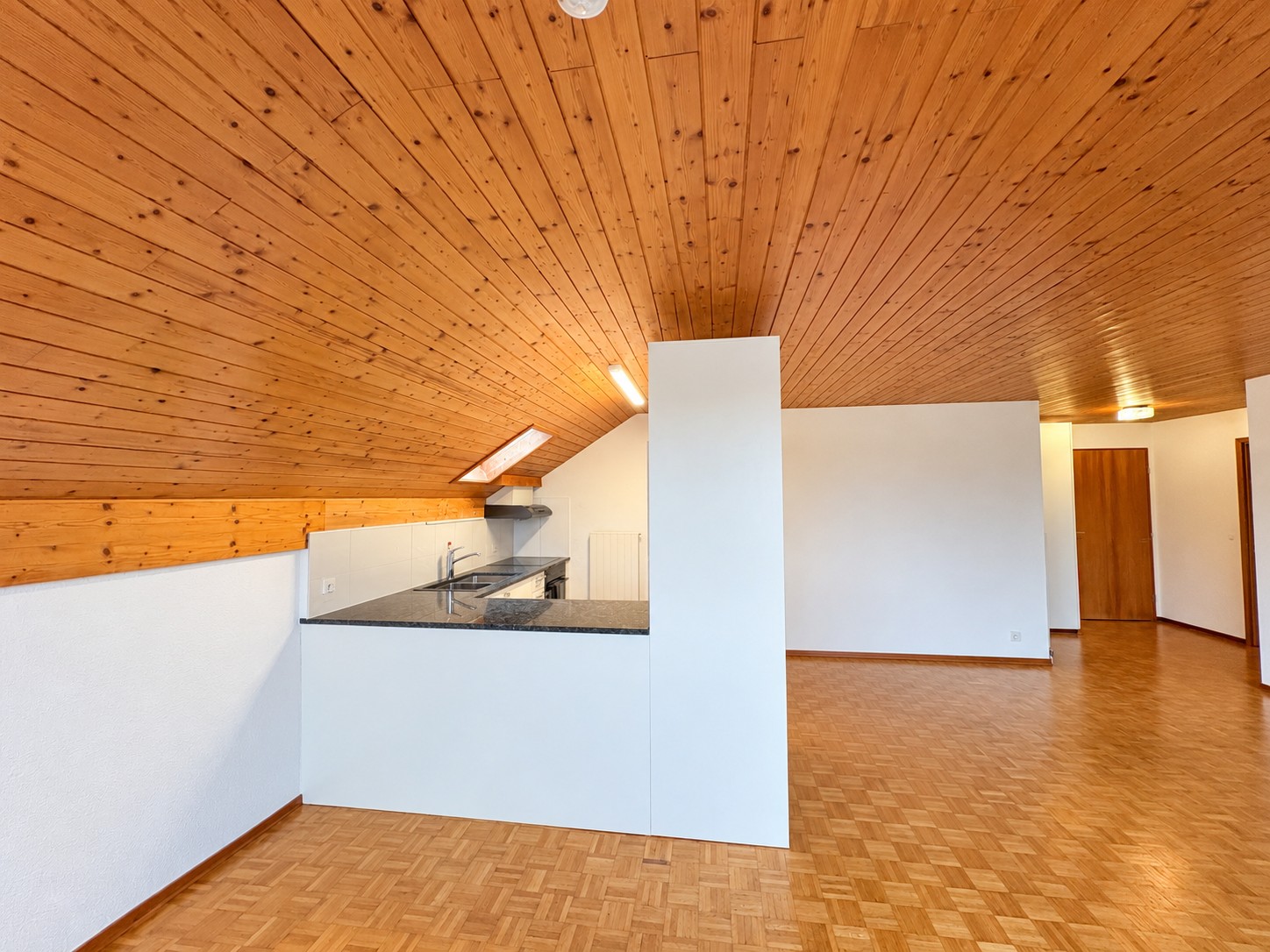 Appartement mansardé de 3 ½ pièces, photo 4 sur 10