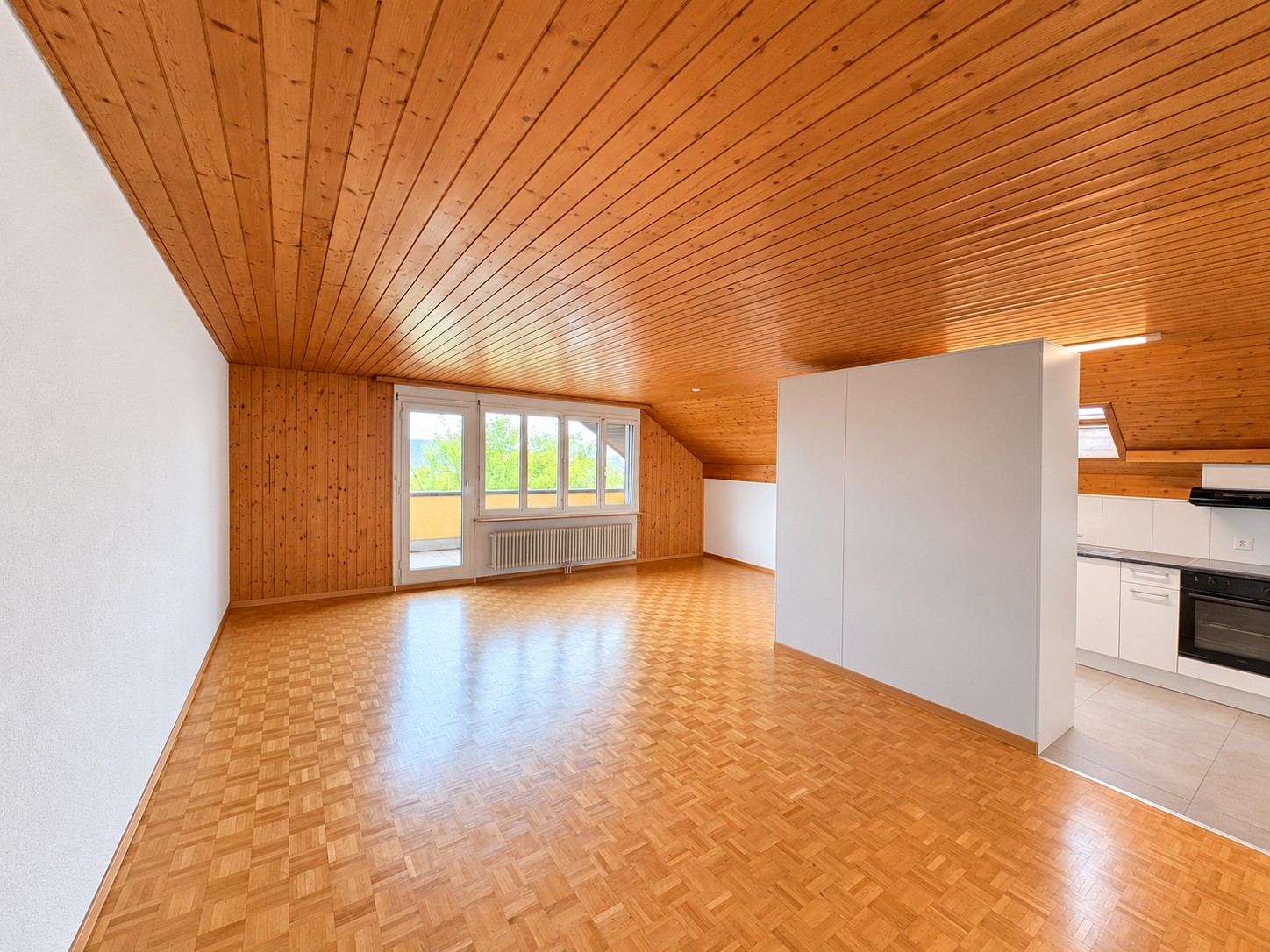 Appartement mansardé de 3 ½ pièces, photo 1 sur 10