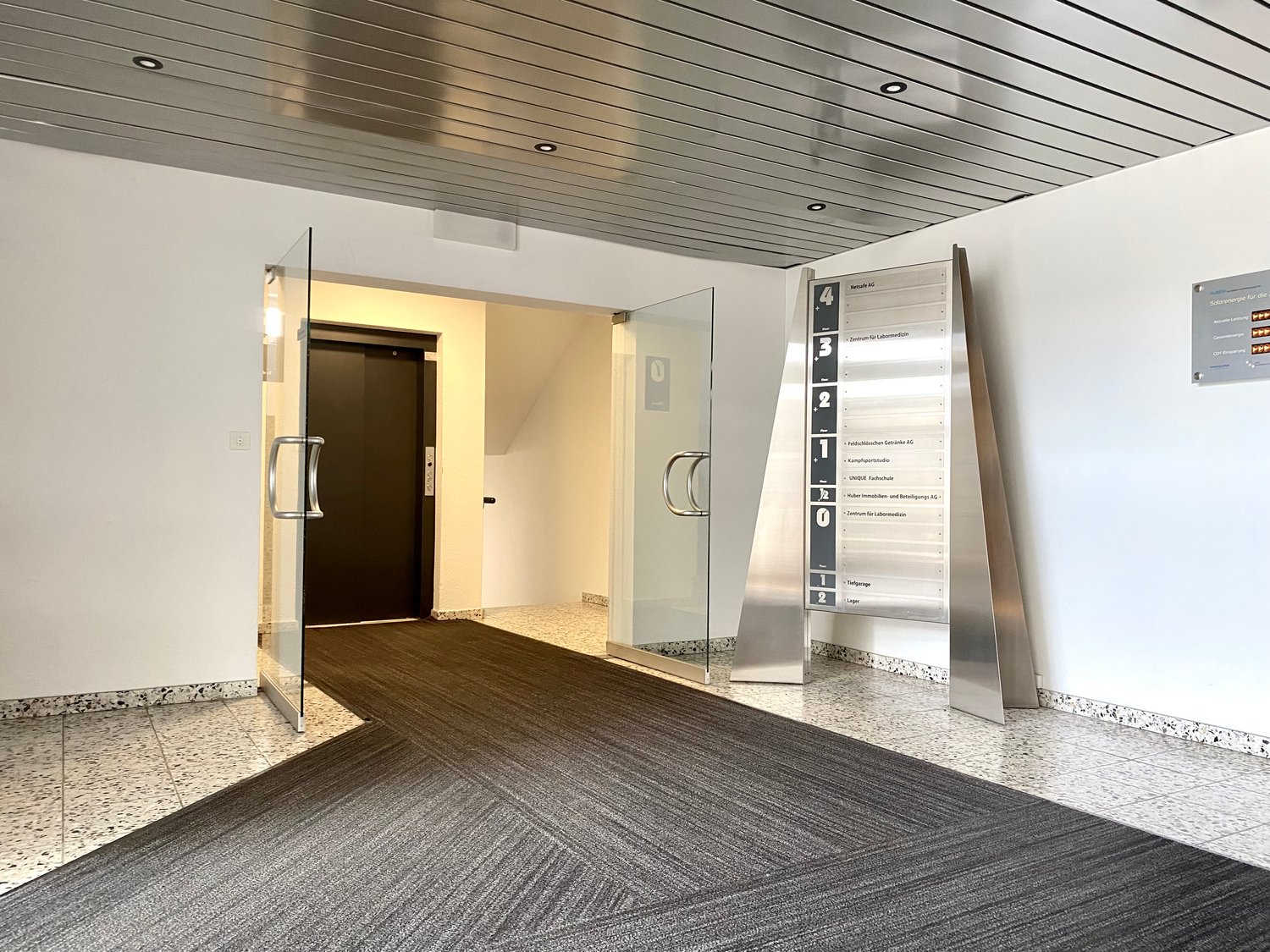 1532m² bureau