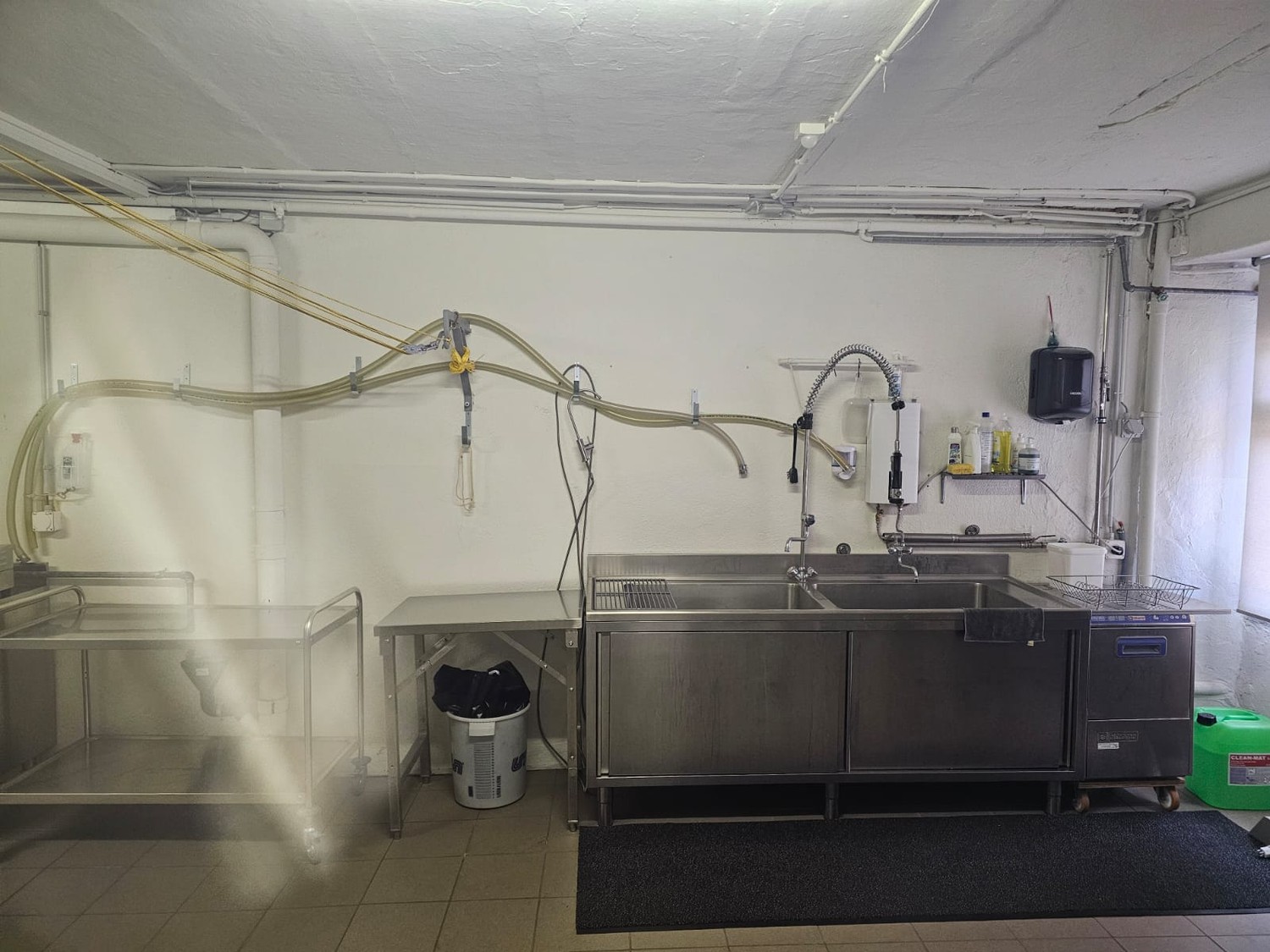 120m² commercial, photo 4 sur 8