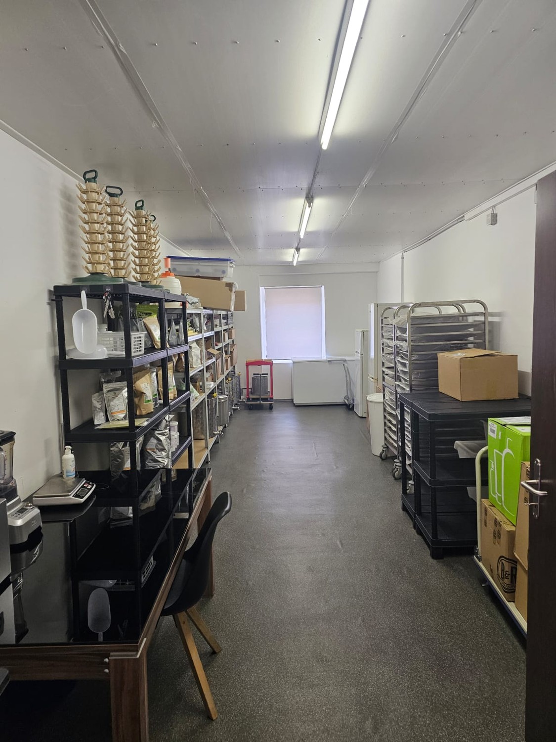120m² commercial, photo 8 sur 8