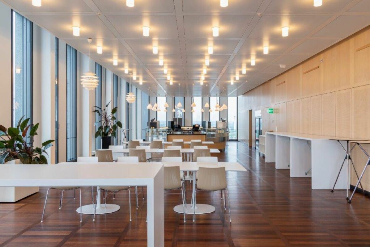 2500m² de bureaux
