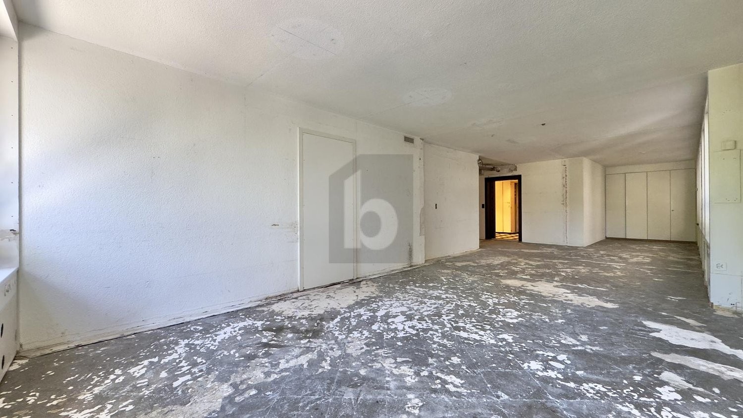 80m² de local commercial