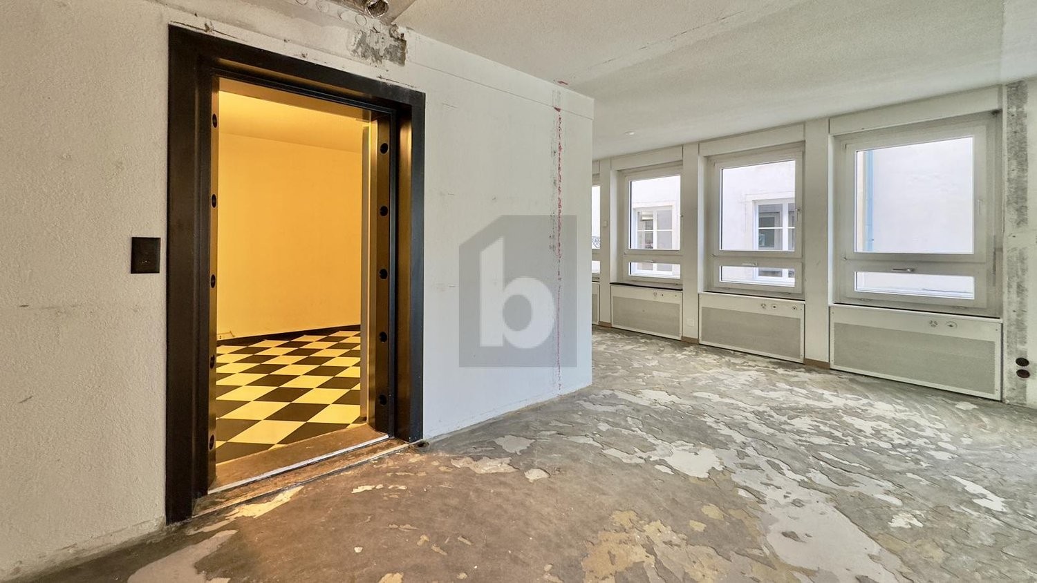 80m² de local commercial