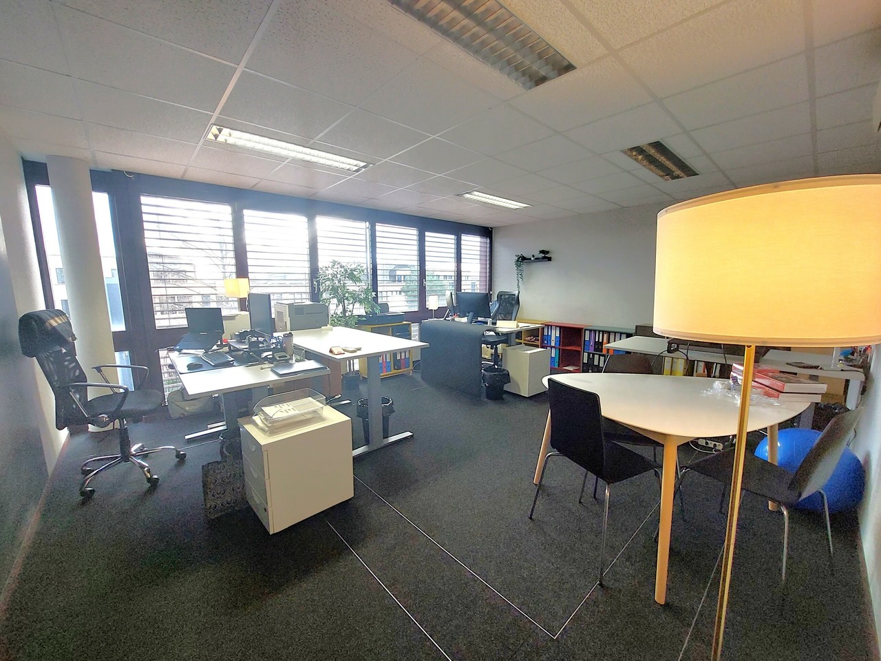 42m² office