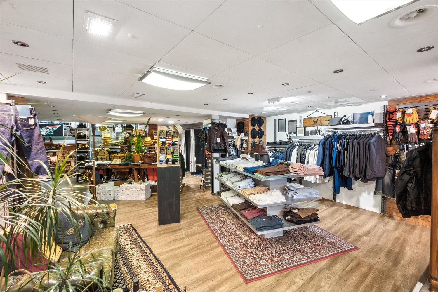 Commerce de 130m²