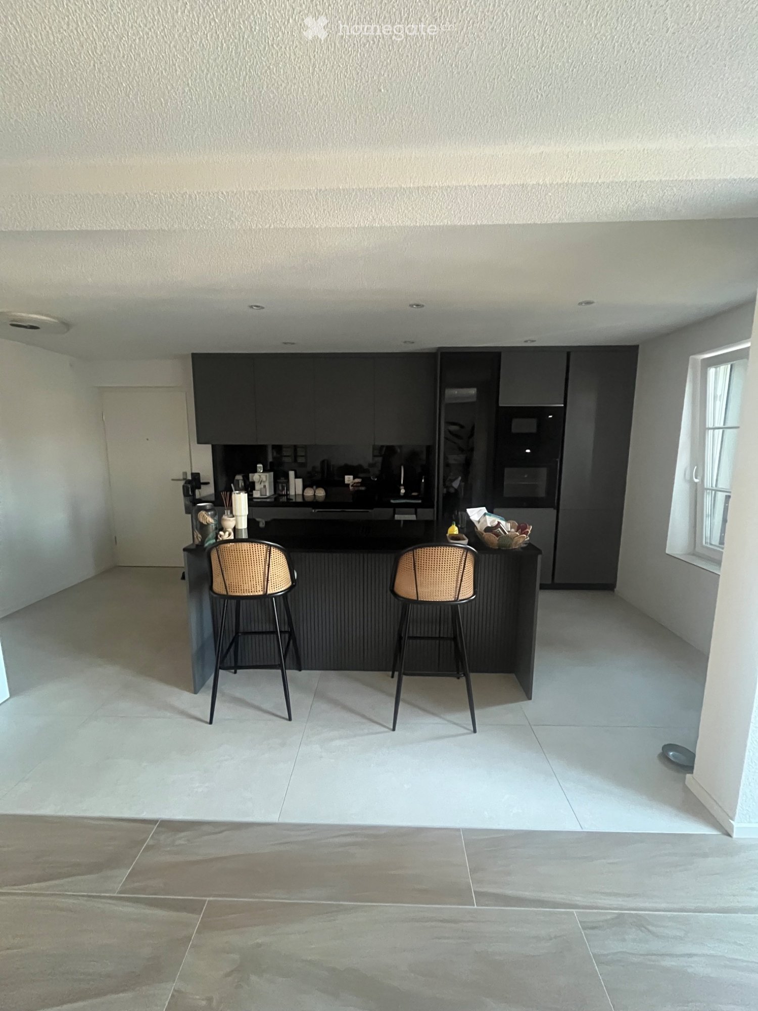 5 rooms apartment
