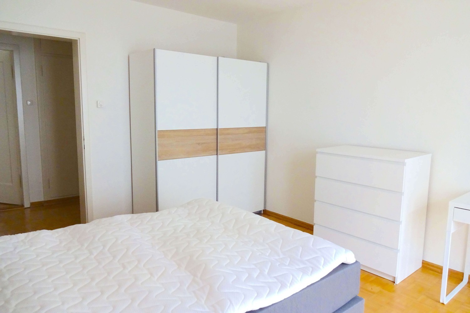 Chambre en colocation, photo 2 sur 7