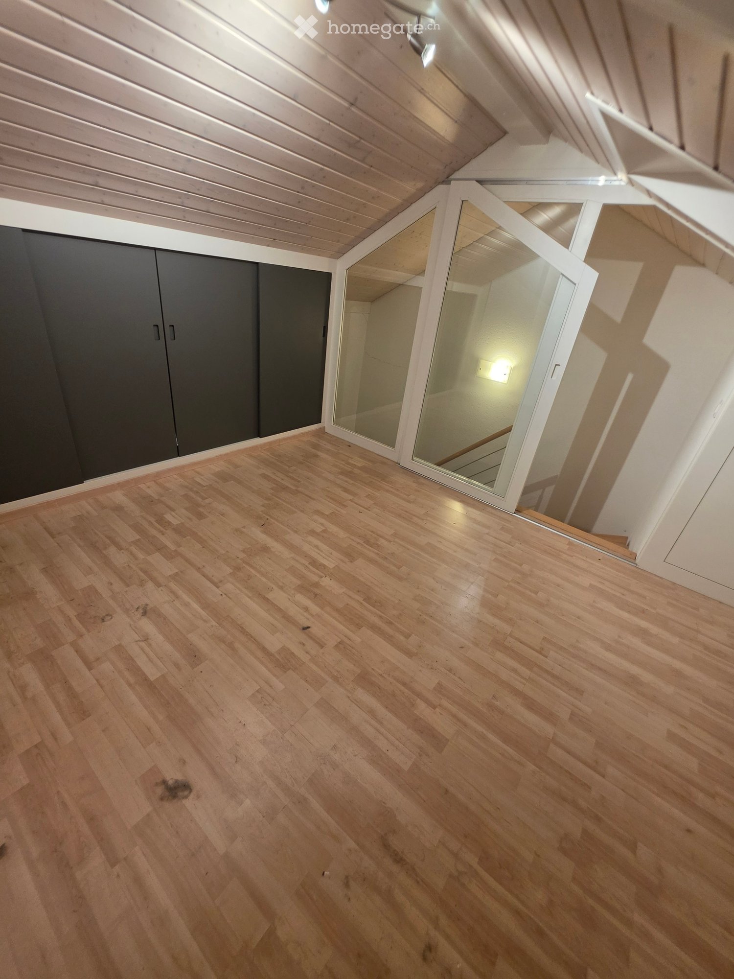 4 rooms apartment, photo 1 sur 5
