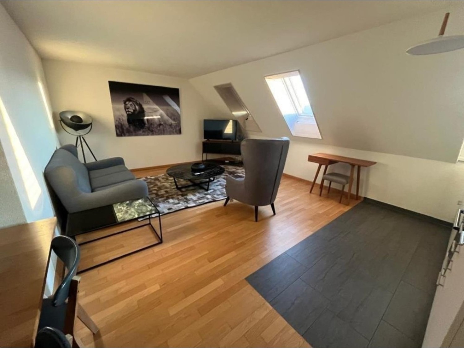 Appartement de 2 pièces, photo 1 sur 8