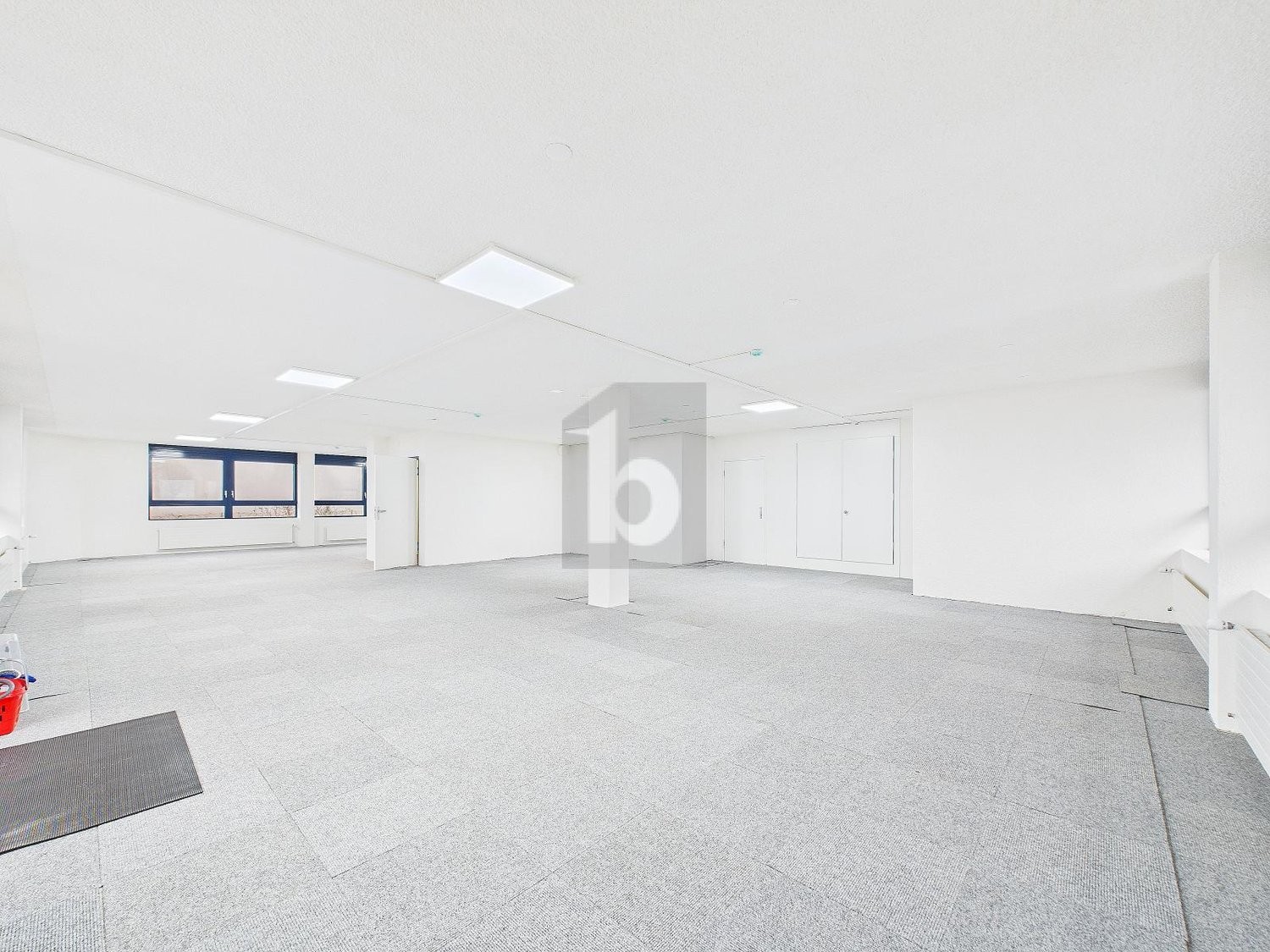 Local commercial de 158m², photo 3 sur 4