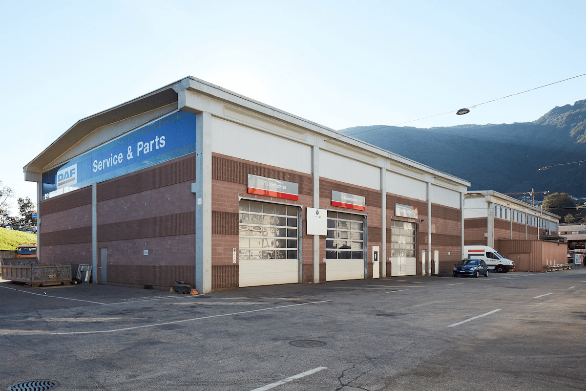 Magasin de 271m²