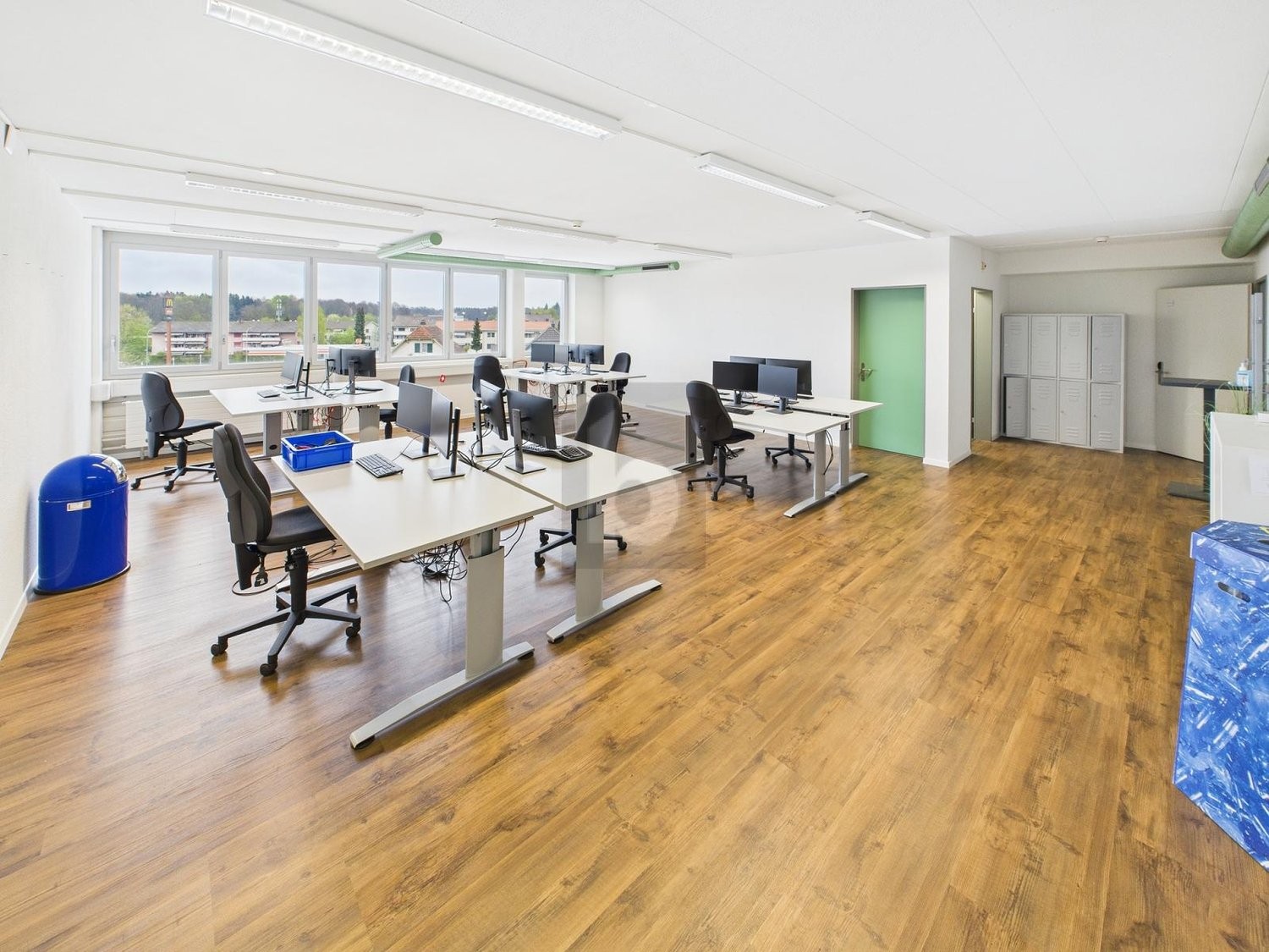 115m² bureau, photo 4 sur 4