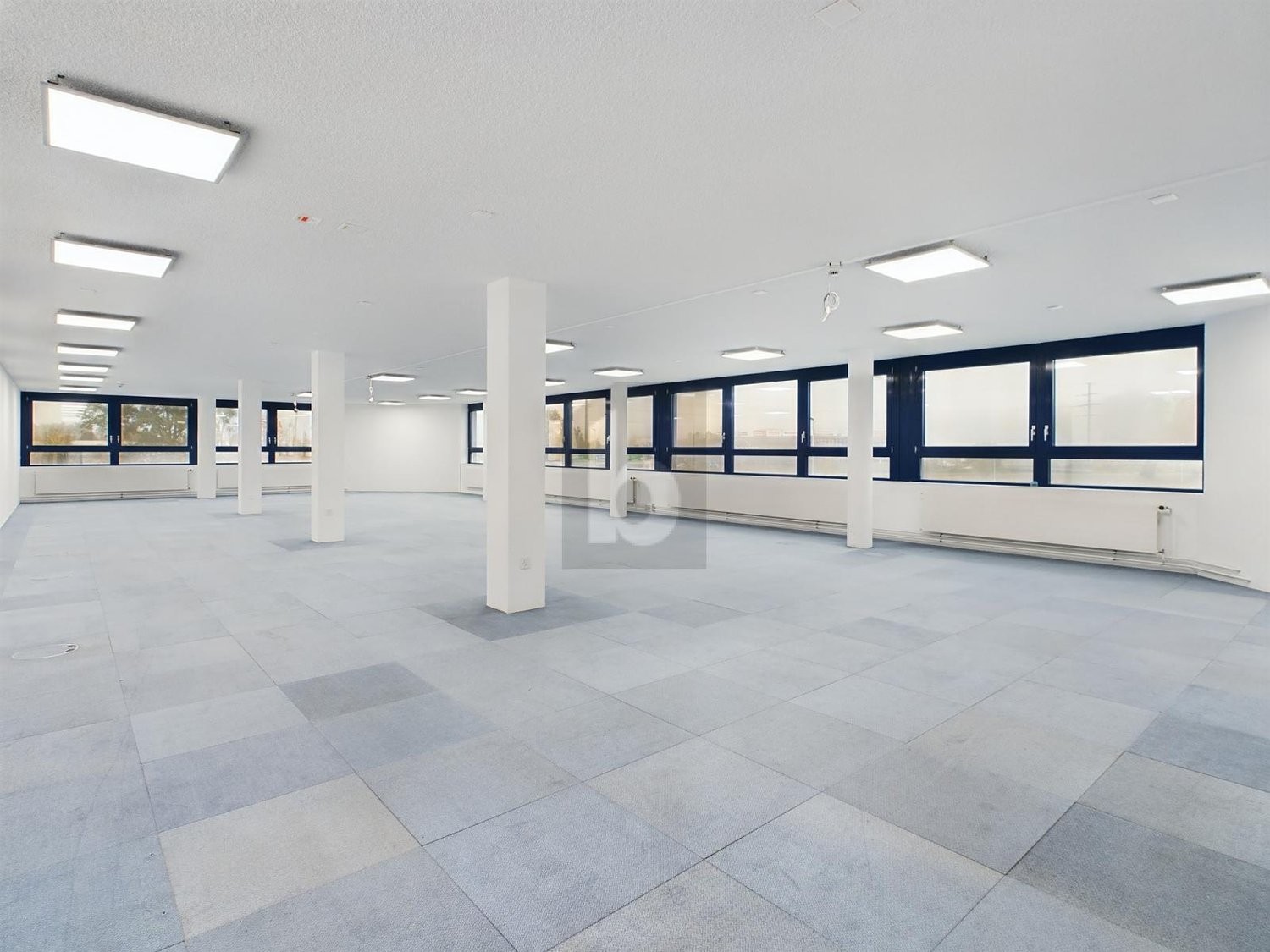 200m² bureau, photo 2 sur 4