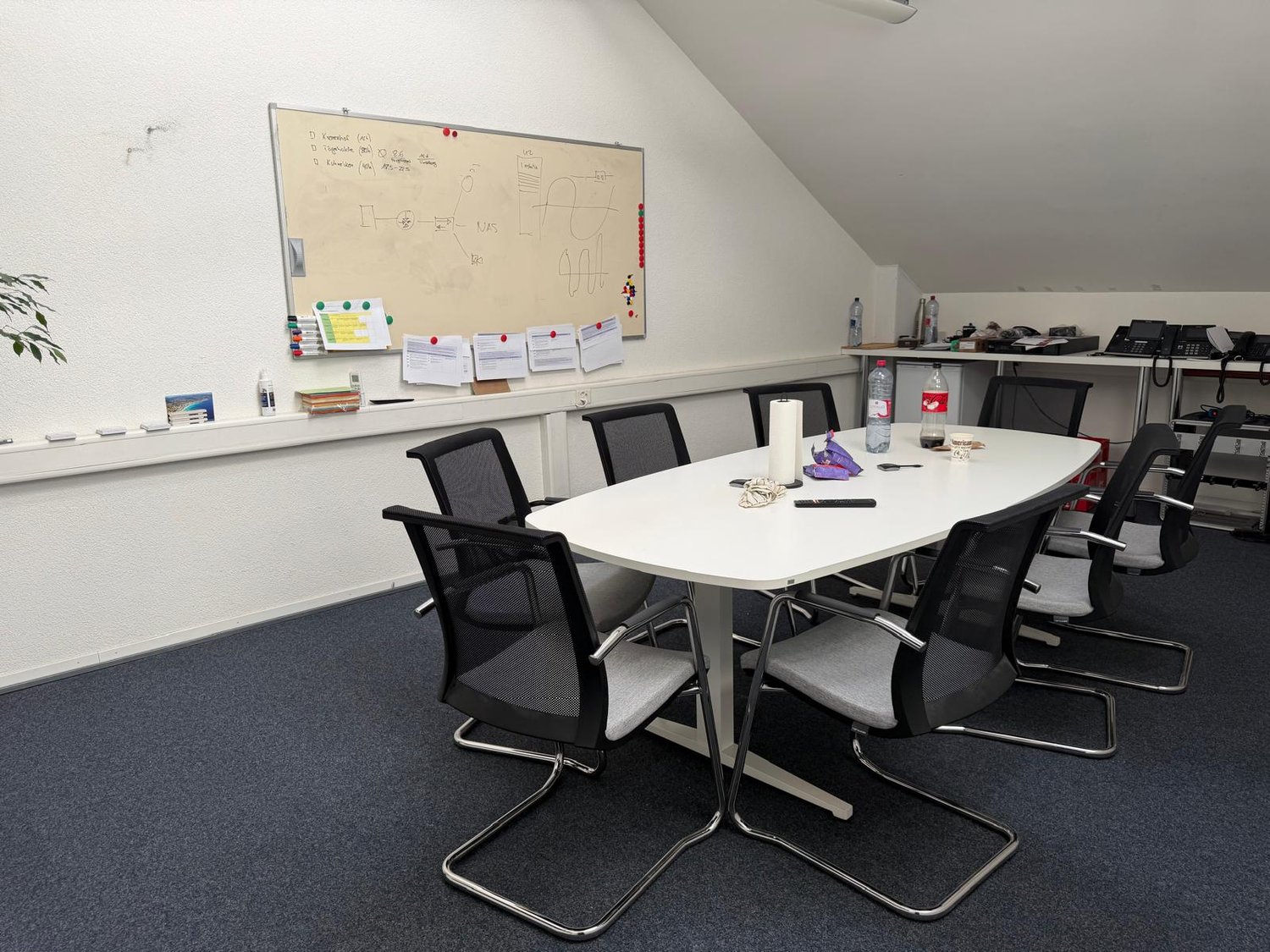 200m² commercial