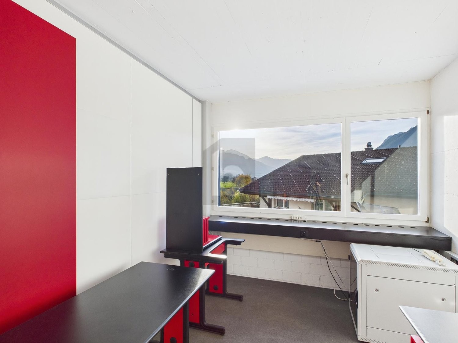 131m² office