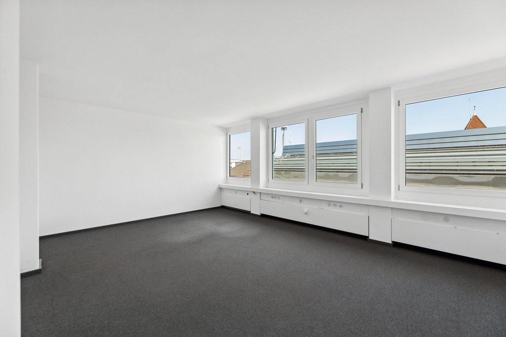 635m² bureau, photo 4 sur 10