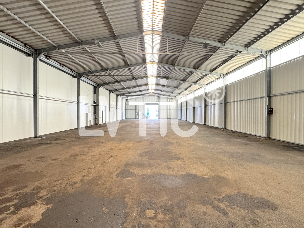 600m² storage room, photo 3 sur 6