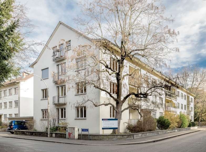 2 ½ pièces appartement au dernier étage, photo 1 sur 10