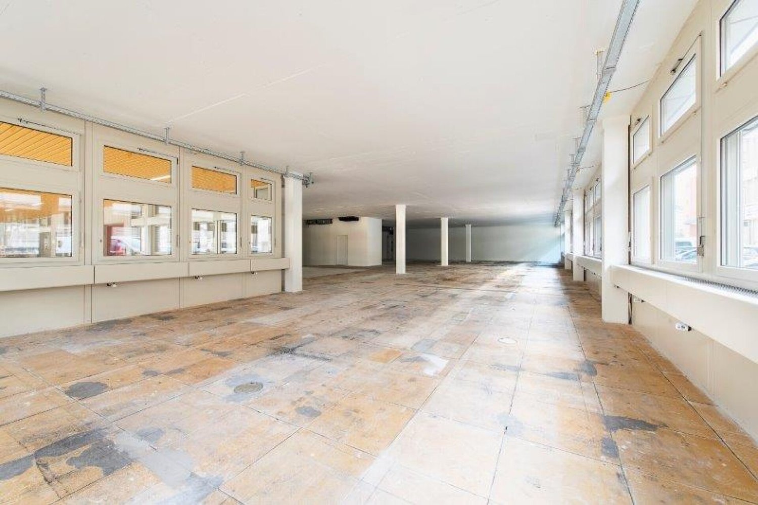700m² de bureaux