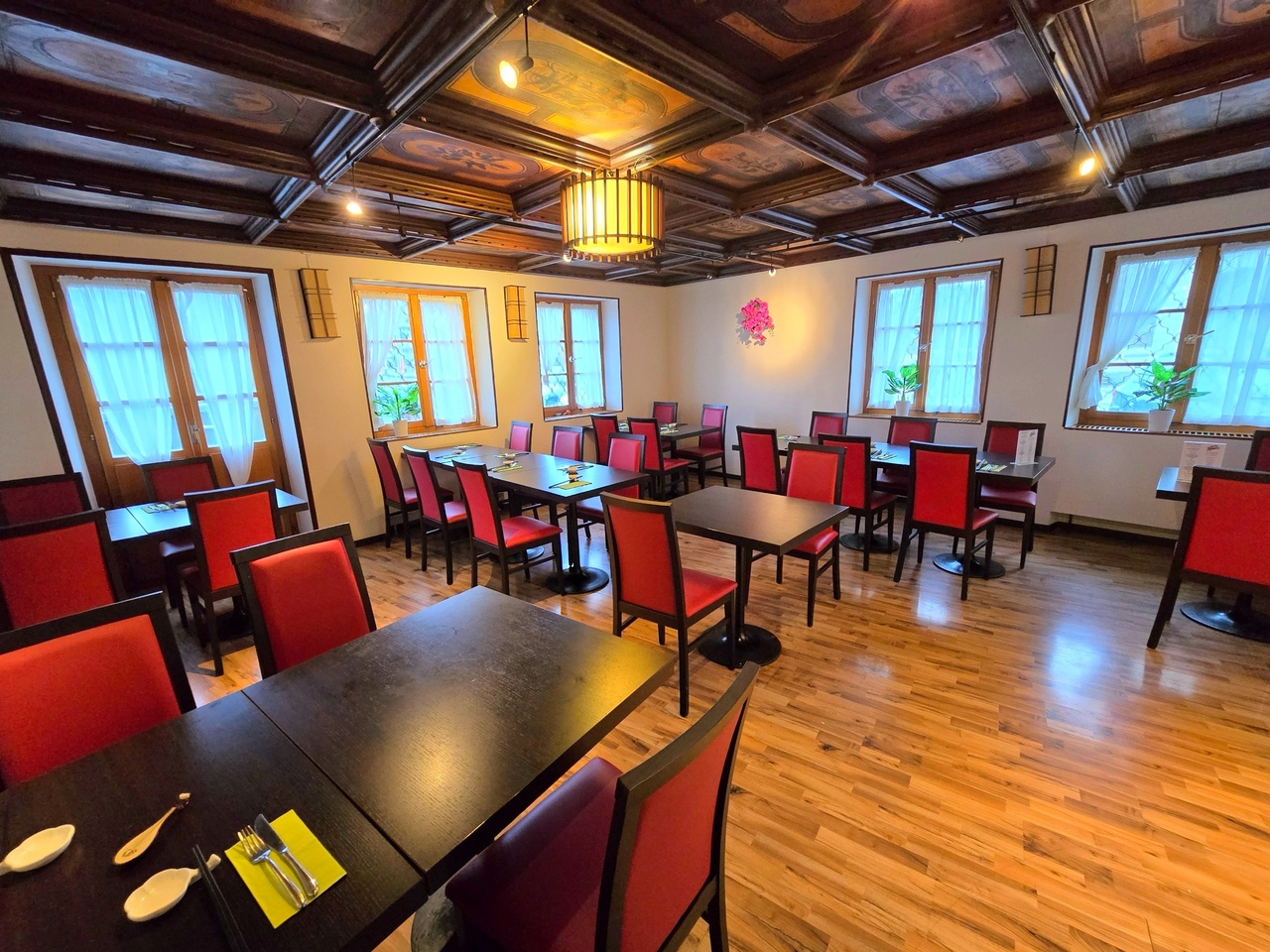 338m² restaurant