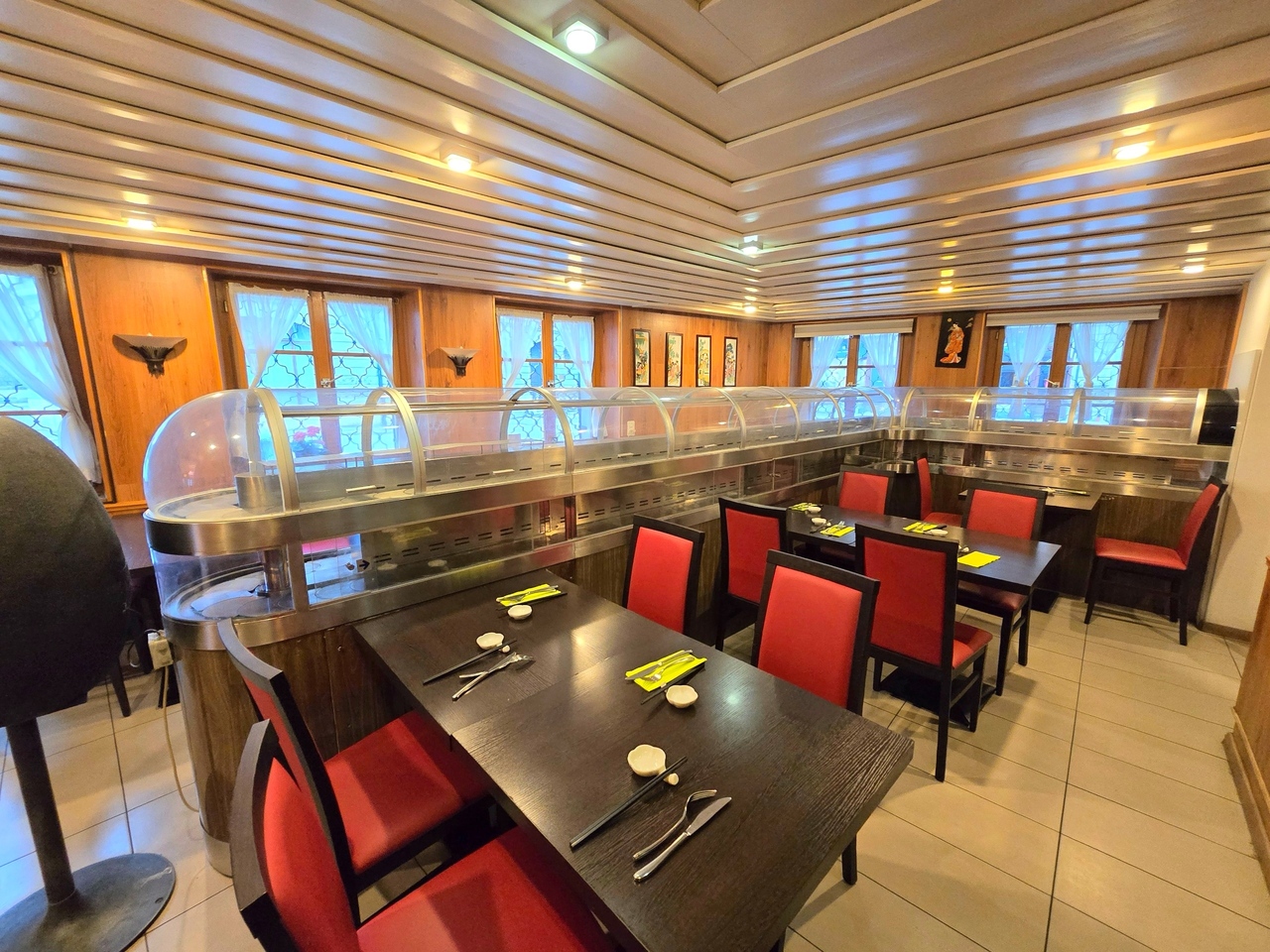 338m² restaurant