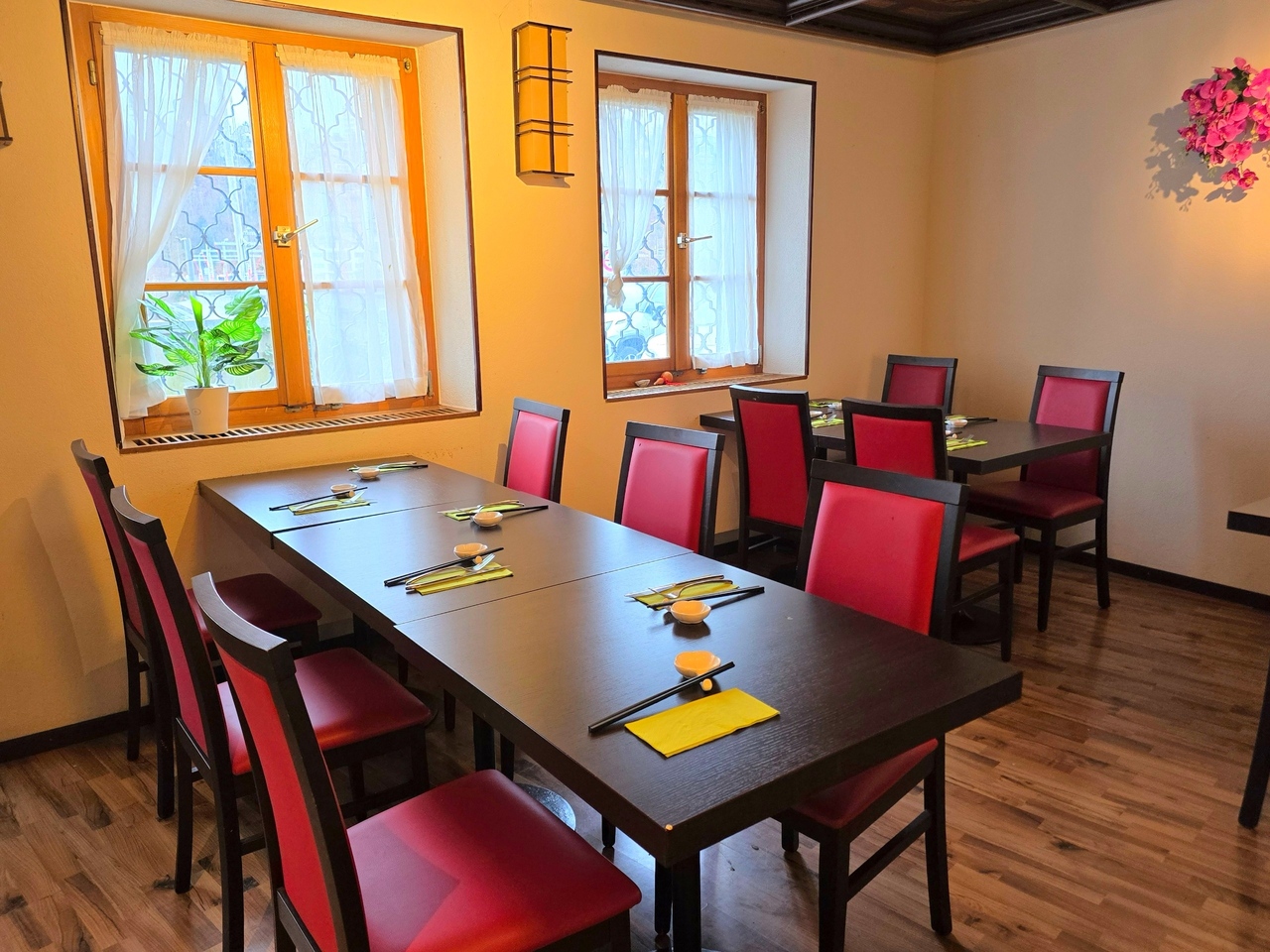338m² restaurant