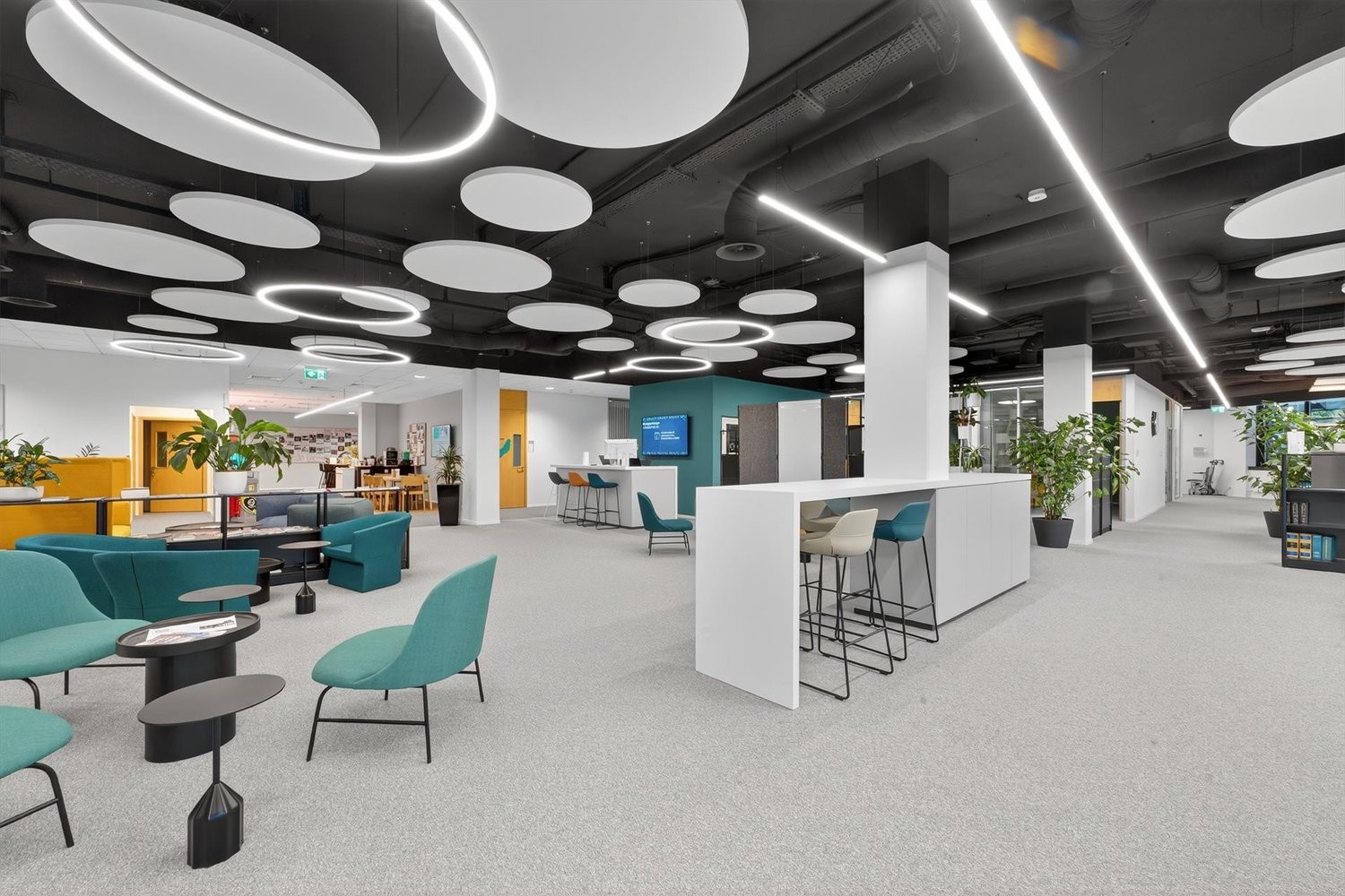 1600m² de bureaux