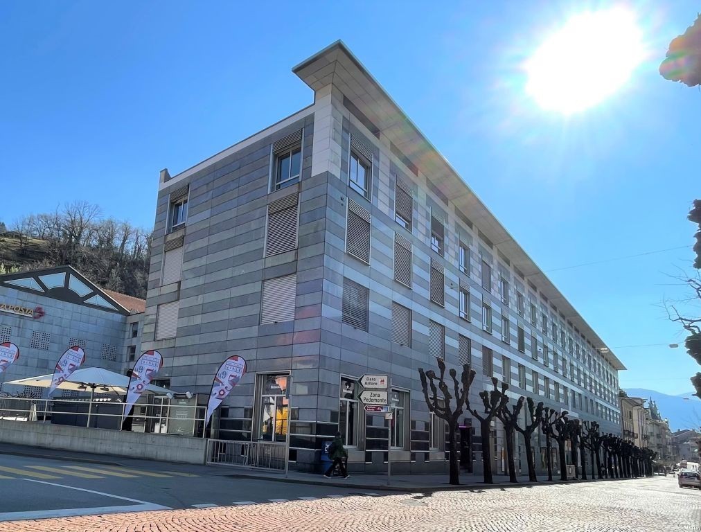 Commerce de 215m²
