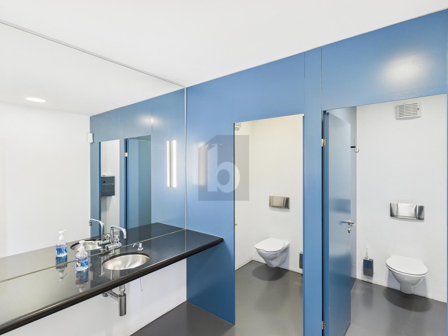 Bureau de 806m²