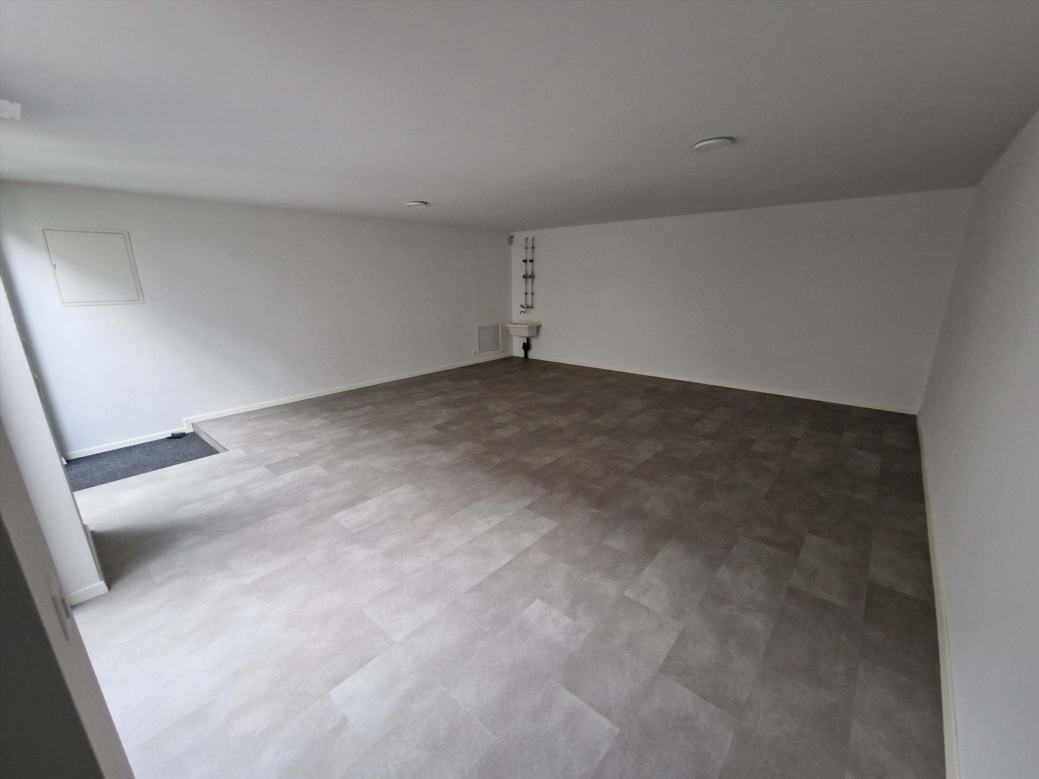 43m² salle de loisirs, photo 3 sur 3