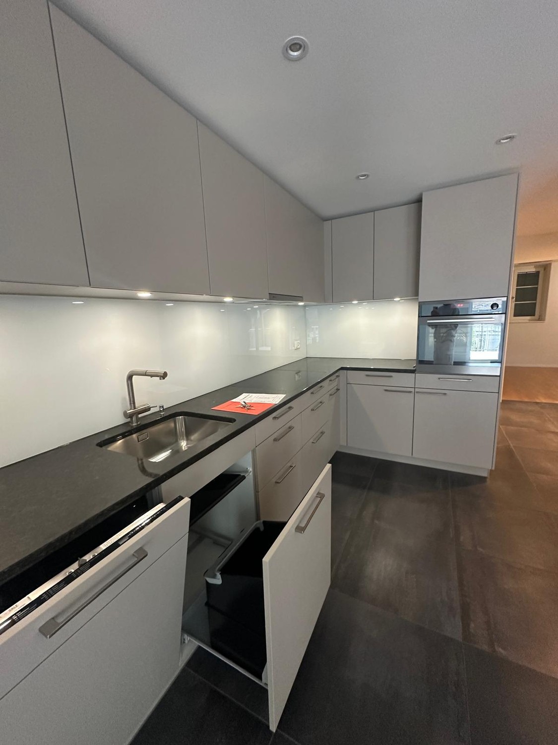 Appartement de 3 ½ pièces, photo 1 sur 9
