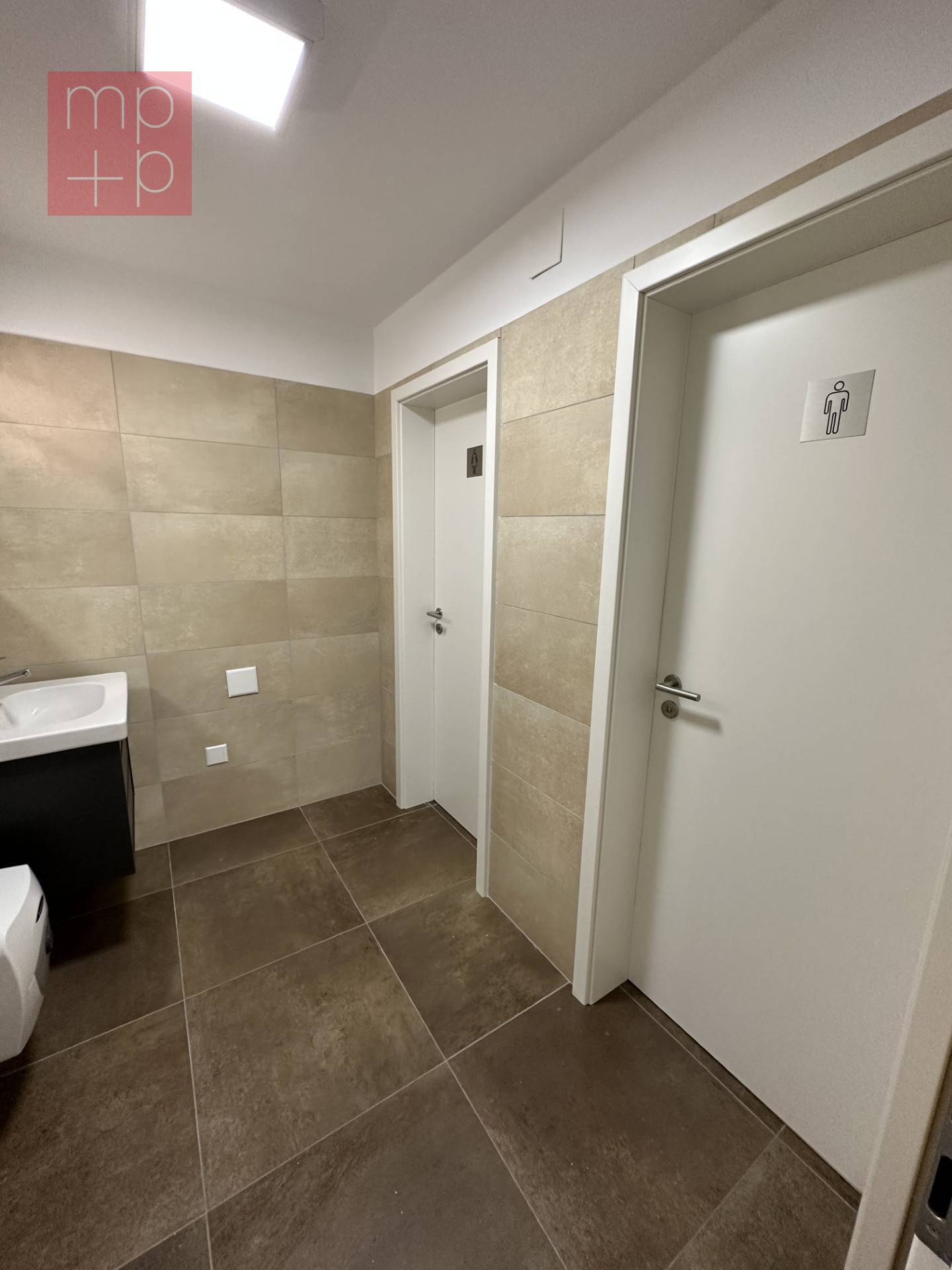 Bureau de 195m²