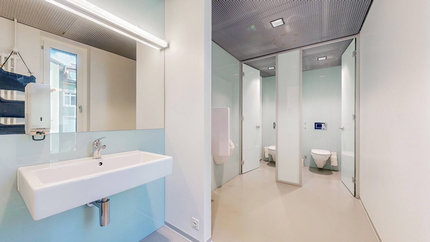 670m² de bureaux